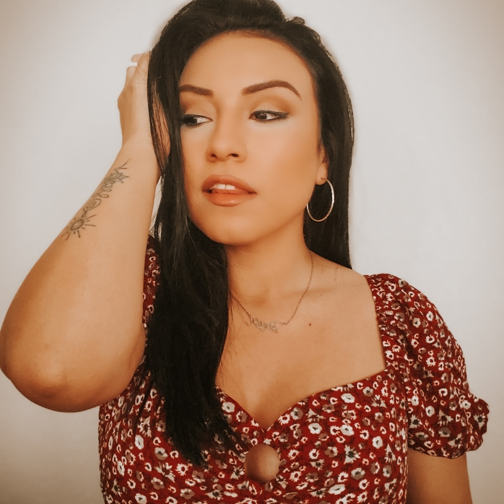 Meet your Posher, Bianca